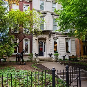 Bed & Breakfast Dupont Mansion, Louisville