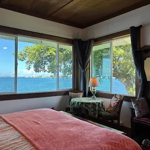 Bay Oceanfront 3*, Hilo United States