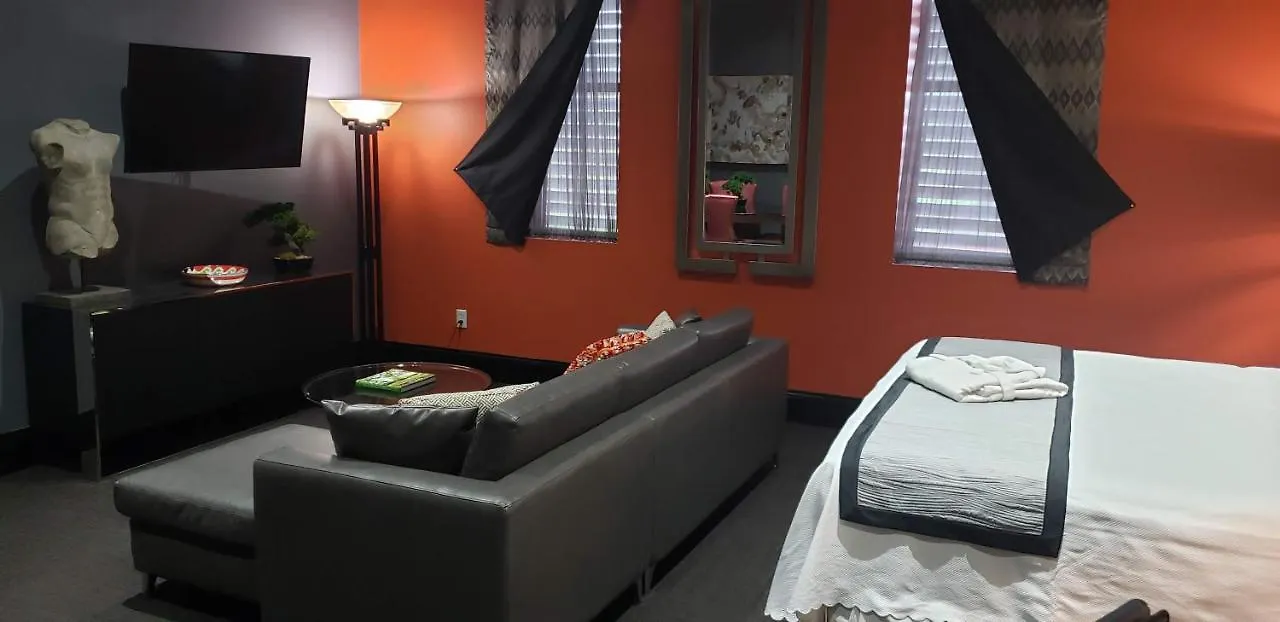 Otel Vu Guesthouse Louisville